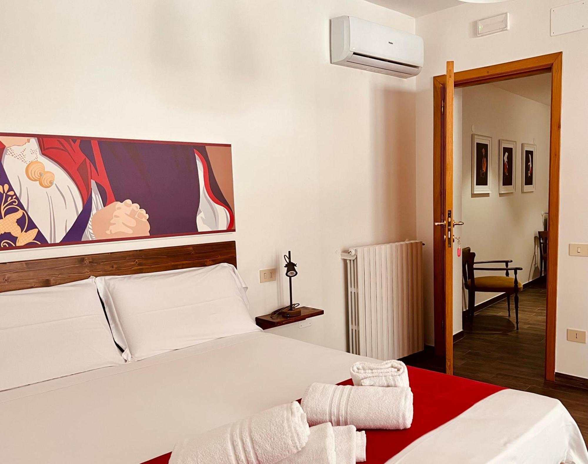 Carrales Guest House Nuoro  Bagian luar foto