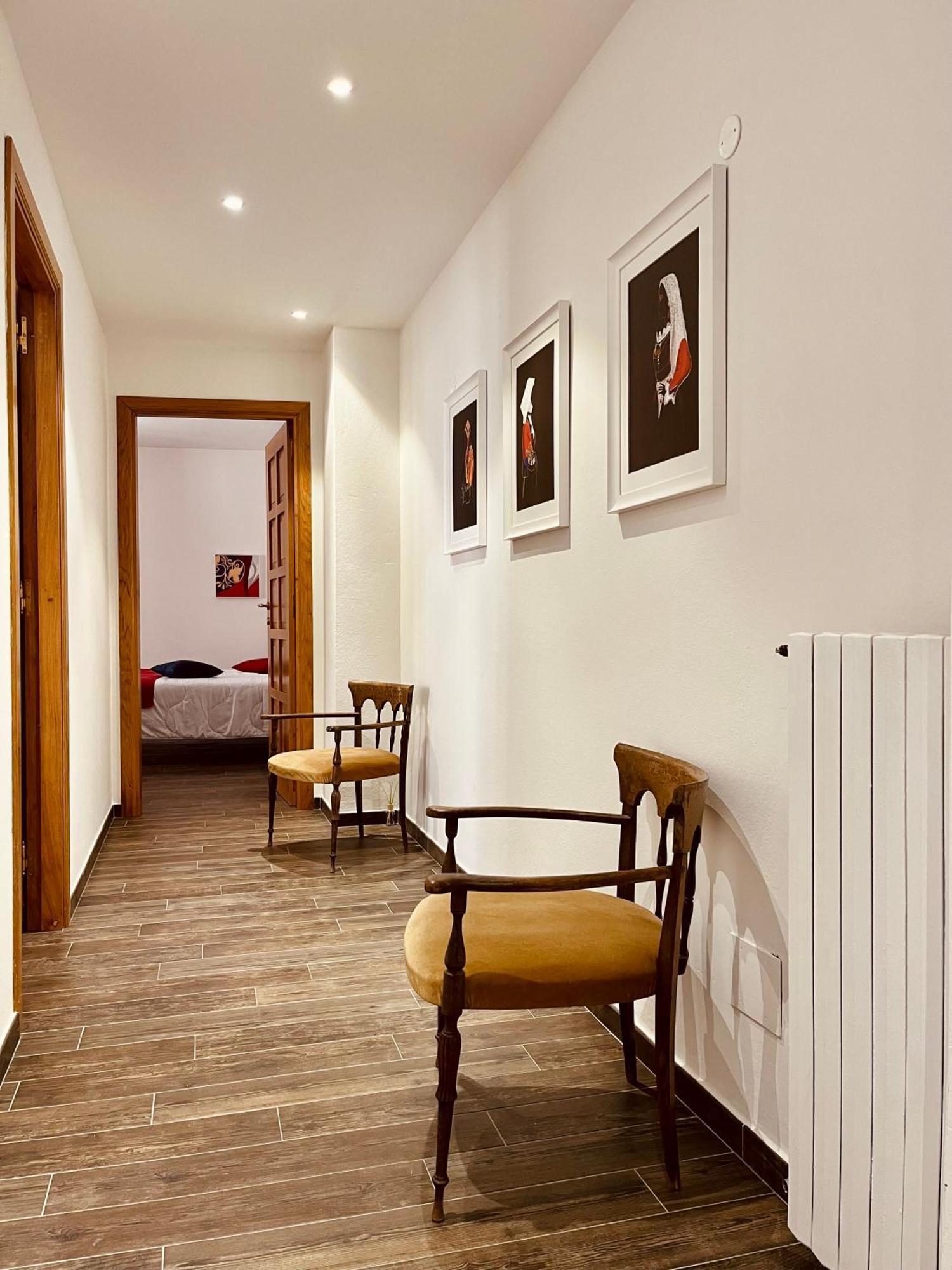 Carrales Guest House Nuoro  Bagian luar foto
