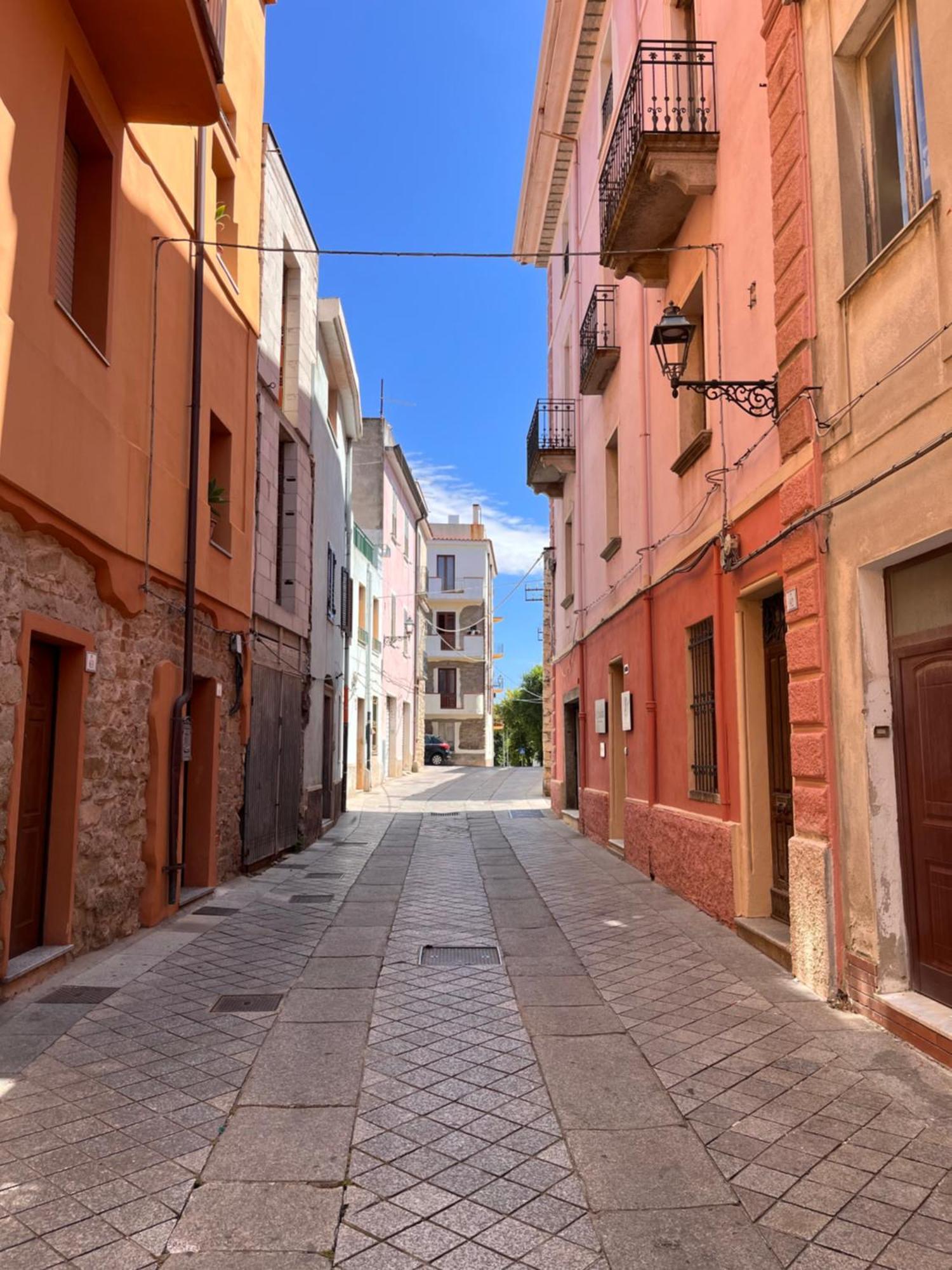 Carrales Guest House Nuoro  Bagian luar foto