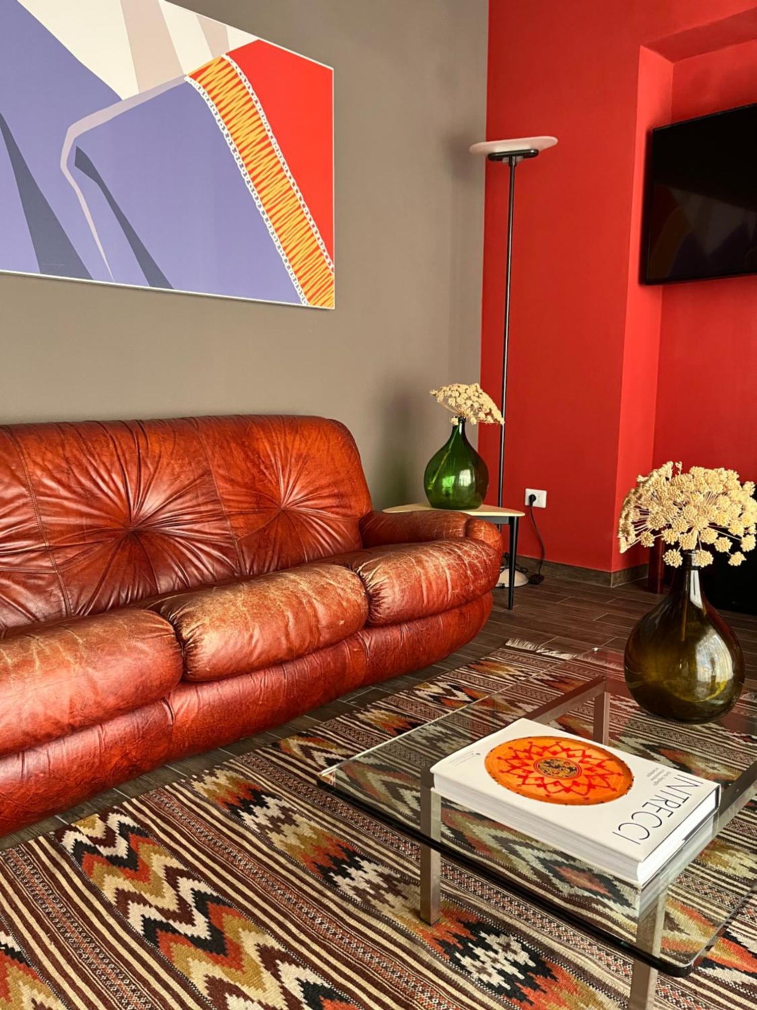 Carrales Guest House Nuoro  Bagian luar foto