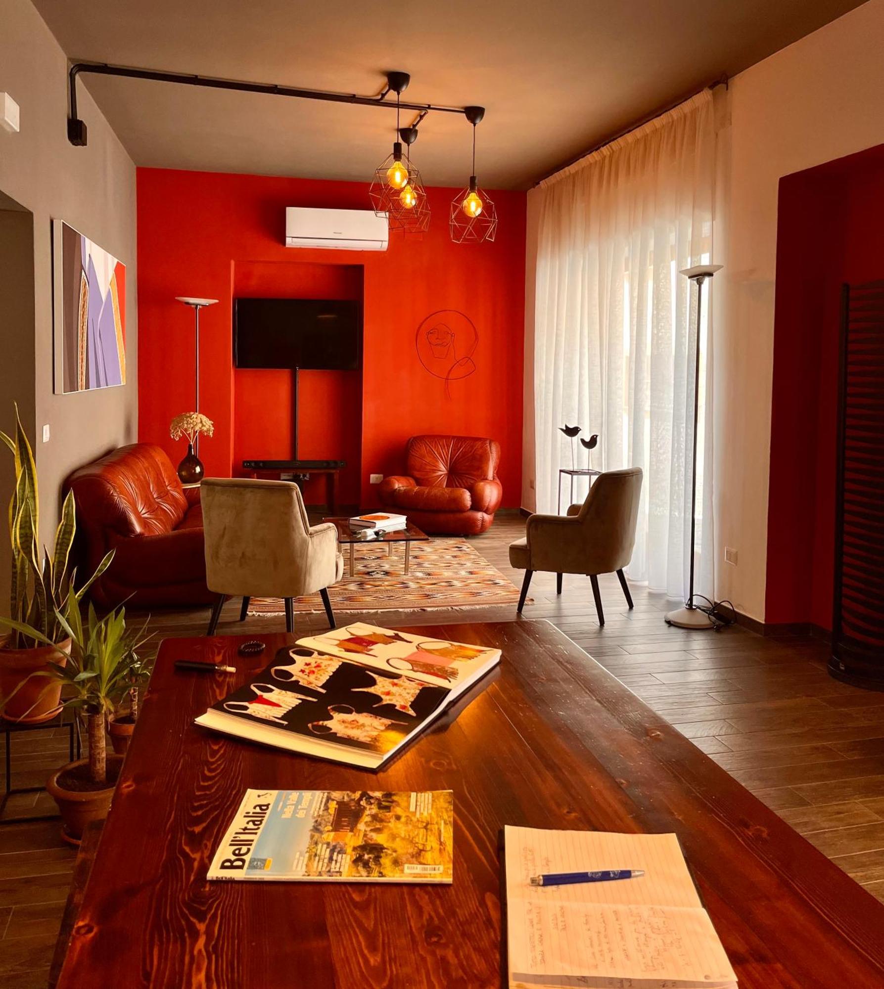 Carrales Guest House Nuoro  Bagian luar foto